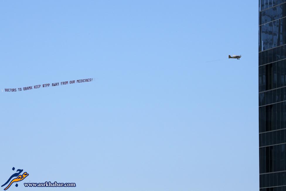 عکس: هشدار هوایی دکترها به اوباما