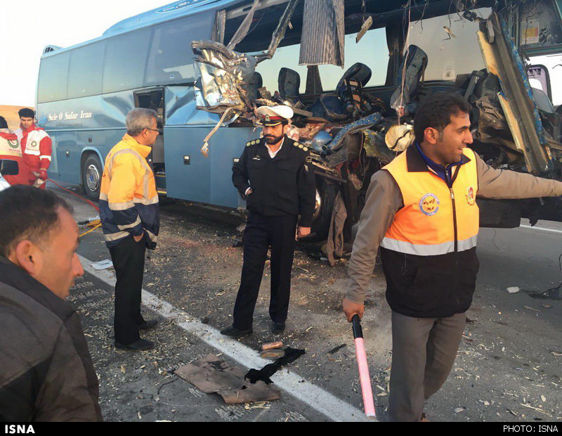 تصادف مرگبار اتوبوس با هوو +عکس