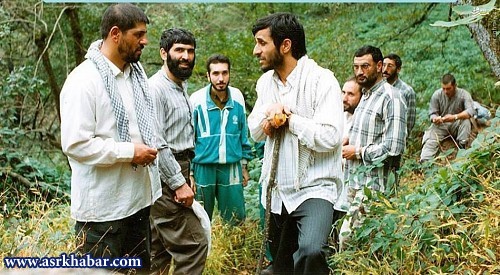 احمدي‌نژاد در جنگل(+عكس)