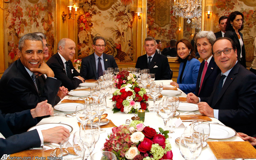 شام اولاند و اوباما در رستورانی در پاریس(عکس)