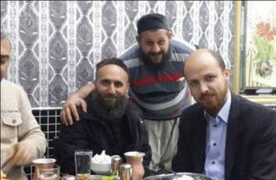 پسر اردوغان در کنار سرکردگان داعش+عکس