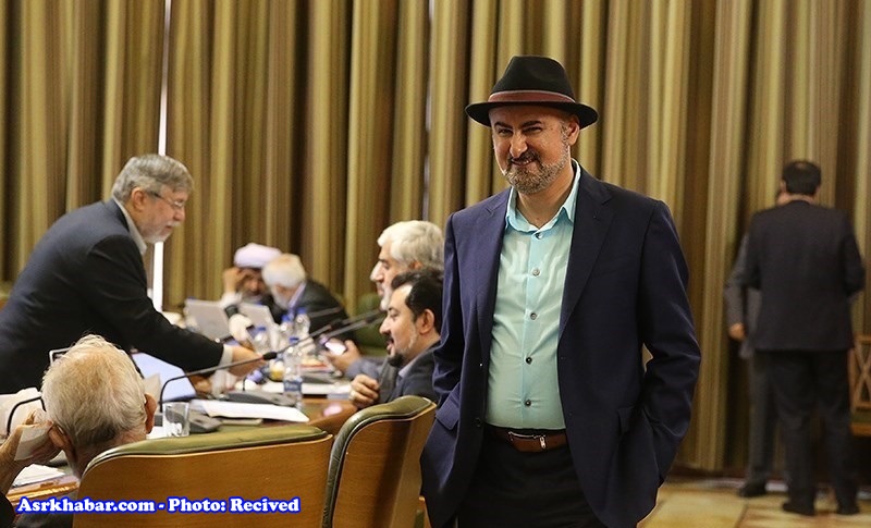 علت کلاه گذاری عضو شورای شهر تهران (عکس)