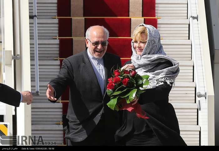 حجاب رئیس جمهور کرواسی در زمان ورود به تهران (عکس)