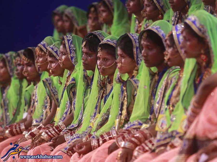 مراسم ازدواج زنان فقیر هندی (عکس)