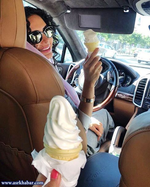 الناز شاکردوست درحال خوردن بستنی قیفی در اتومبیل مدل بالایش! عکس