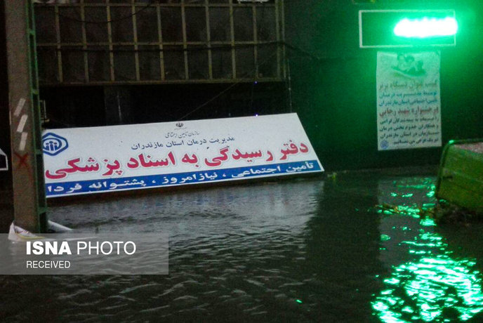 خسارت&zwnj;های توفان ۱۳۰ کیلومتری در مازندران