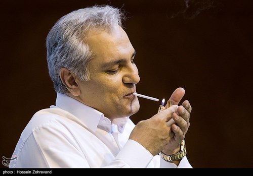 سیگار کشیدن مهران مدیری در نشست خبری (تصاویز)