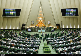 دستور لاریجانی به کمیسیون امنیت ملی برای پیگیری وضعیت نفتکش ایرانی
