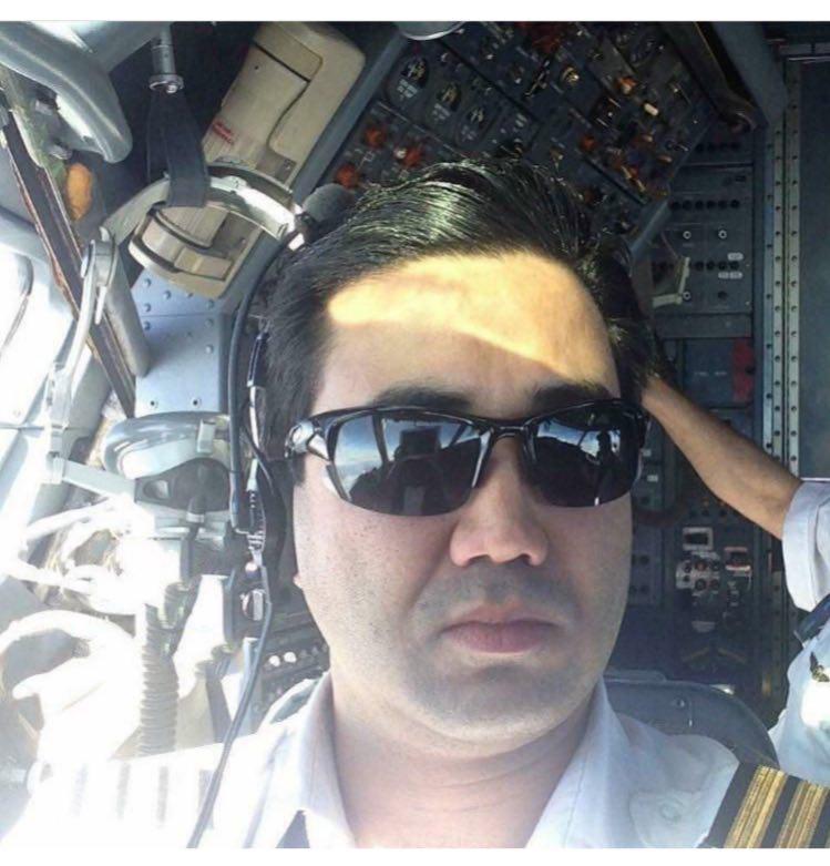 کاوه خلیلی خلبان دوم پرواز 3704 سقوط کرده هواپیمایی آسمان (عکس)