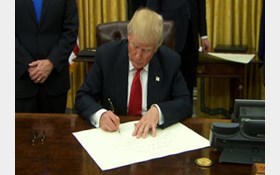ترامپ قانون بودجه موقت را امضا کرد