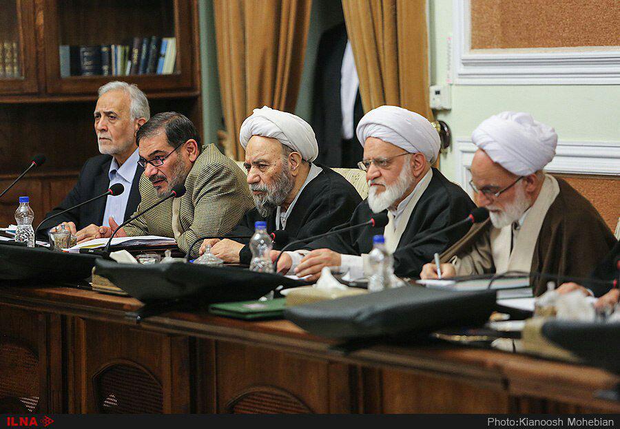 غیبت احمدی‌نژاد و سران سه قوه در جلسه امروز مجمع تشخیص مصلحت نظام