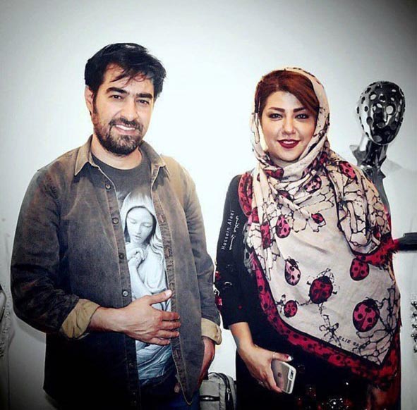 تیپ شهاب حسینی و همسرش در یک گالری! (+عکس)