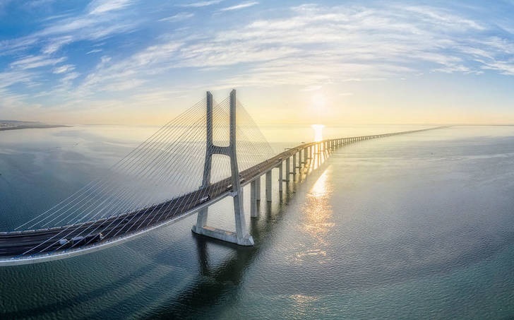 نمایی زیبا از بلندترین پل اروپا (+عکس)
