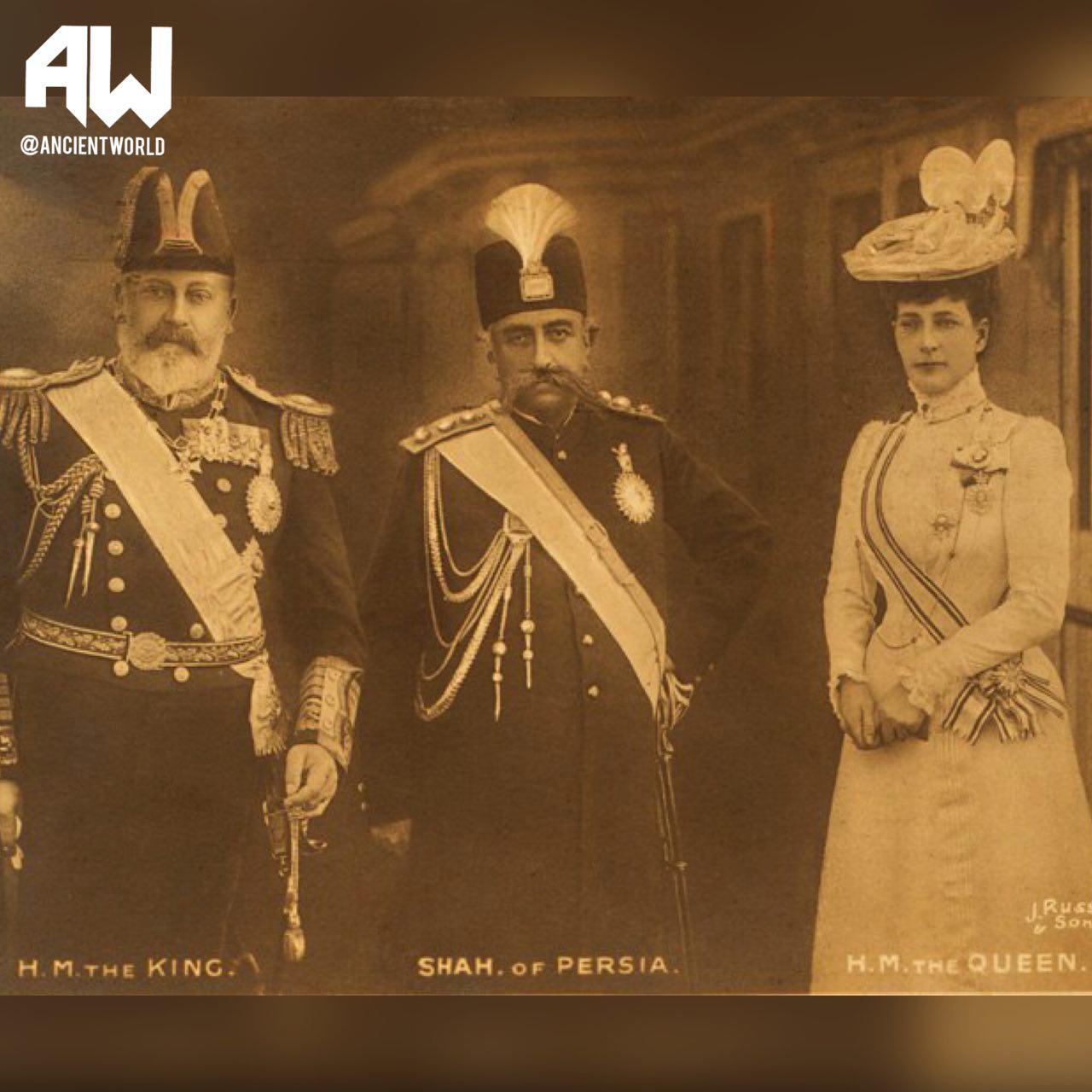 ژست مظفرالدین شاه در کنار پادشاه و ملکه (+عکس)