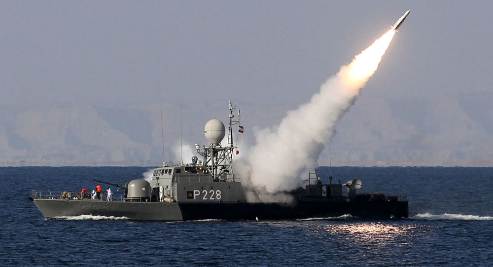 شلیک موشک توسط نیروی دریایی ایران در نزدیکی ناوهای آمریکایی در خلیج فارس