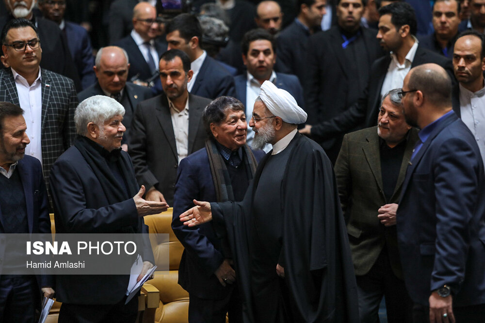 روحاني: كسي كه موضوع رهبری را به سامان رساند، هاشمی بود/ فرمان کربلای ۴ را خود هاشمی صادر کرد