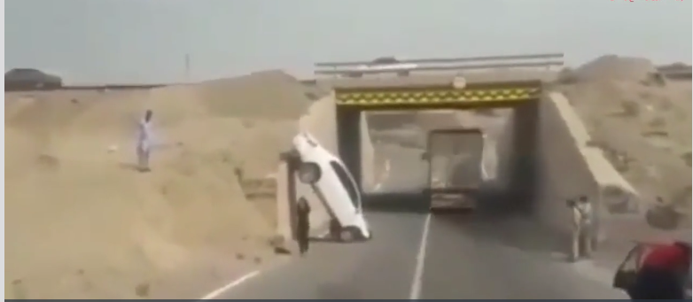 خانم راننده ایرانی عجیب‌ترین صحنه را در جاده رقم زد! (عكس)