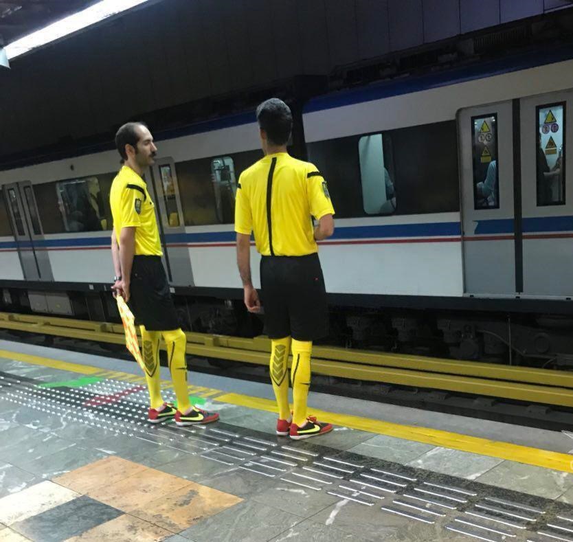 ماموران مترو تهران با لباس داوری! (+عکس)