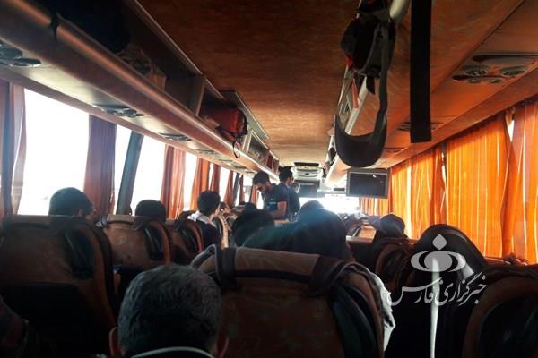 حضور مشکوک دلالان عراقی در اتوبوس زائران ایرانی (+عکس)