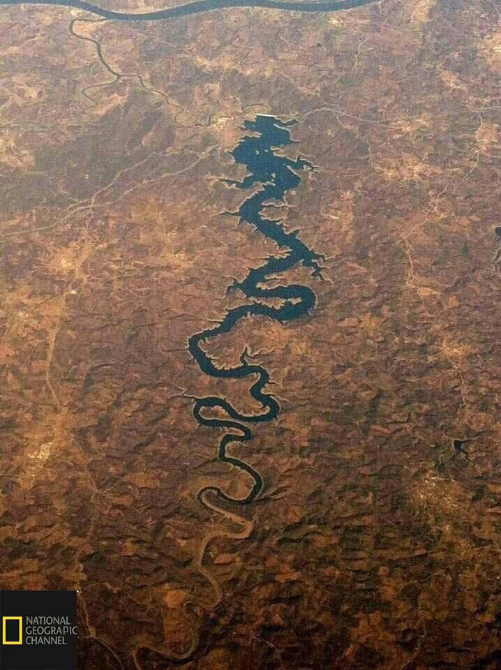 تصویری متفاوت از رودخانه اژدها (+عکس)