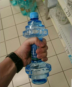 این بطری‌های آب معدنی را هرگز نخرید