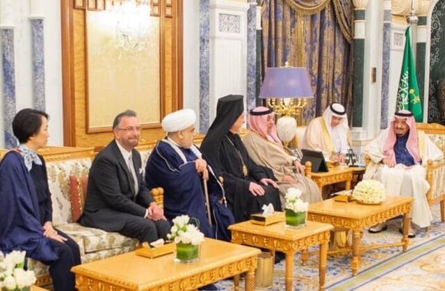 ذوق زدگی اسرائیل از دیدار ملک سلمان با خاخام یهودی در کاخش برای اولین بار
