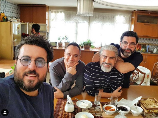 عکس برادران کیایی و بازیگران مشهور سر میز غذا