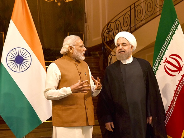 چالشی به نام خرید نفت ایران برای هند / نارضایتی دهلی نو از سفر عمران خان به تهران
