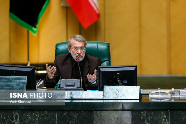 لاریجانی: روند افزایش حقوق‌ها را پیگیری می‌کنیم