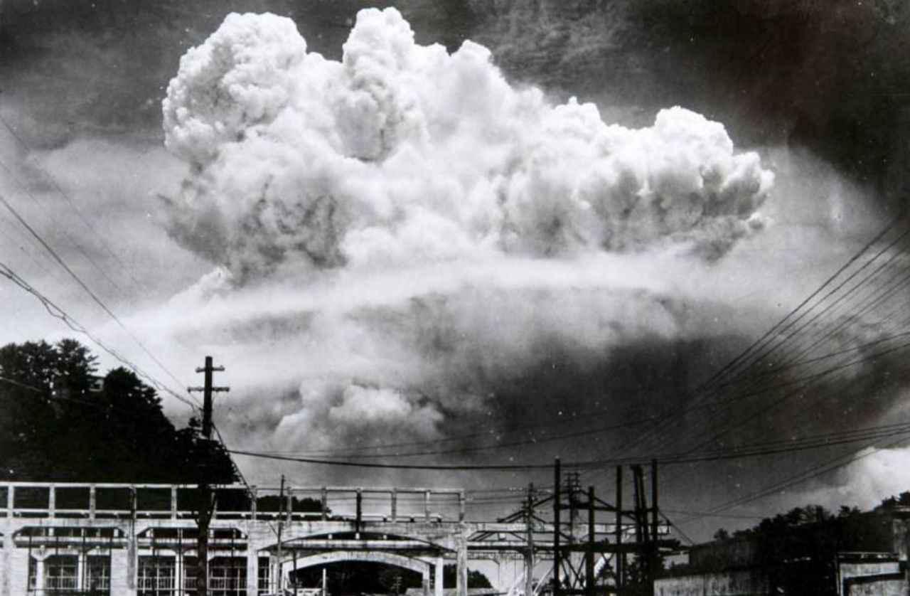 تصویری کمیاب از انفجار بمب اتم در شهر ناکازاکی (+عکس)