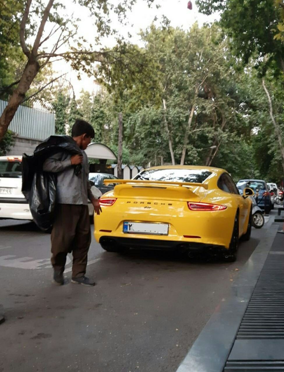 اختلاف طبقاتی وحشتناک در خیابان های تهران!(+عکس)