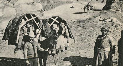 مسافرت یک خانواده قجری در سال 1913 (+عکس)