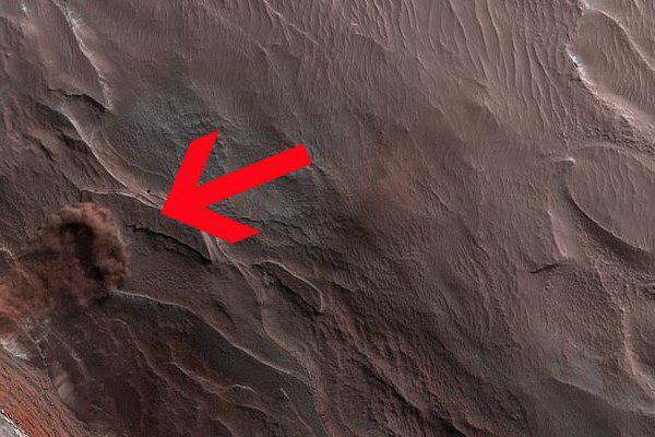 تصویر حیرت‌انگیز ناسا از سقوط بهمن در مریخ