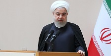 روحانی: کشورهای دوست با زبان به آمریکا احترام می‌گذارند اما در عمل با ما کار می کنند