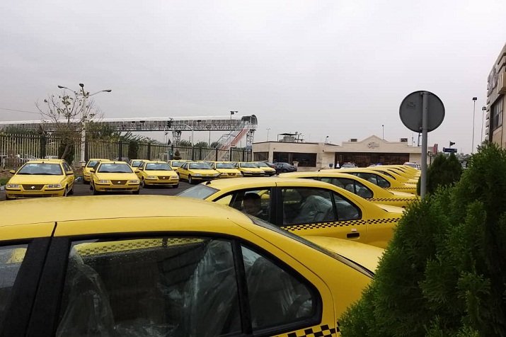 طرح نوسازي 10 هزار تاكسي فرسوده با محصولات ايران خودرو آغاز شد