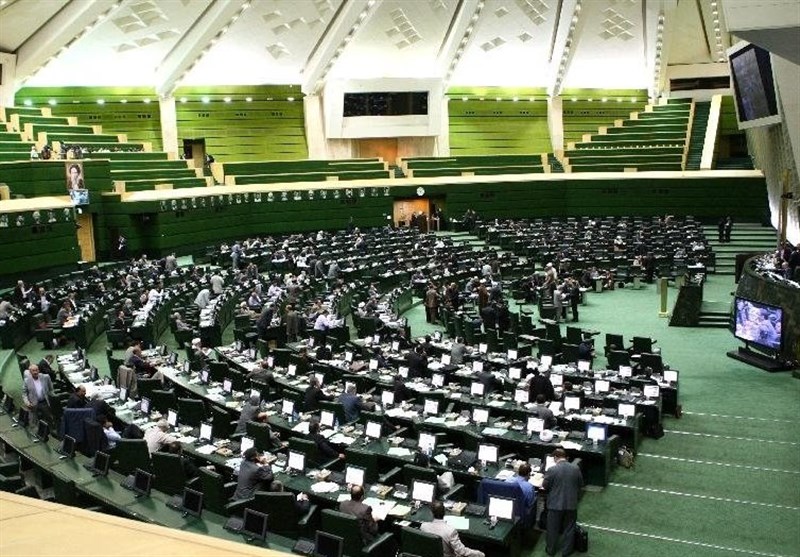 نامه نمایندگان مجلس به امام خامنه‌‌ای درباره سیاست‌های کلی نظام قانونگذاری