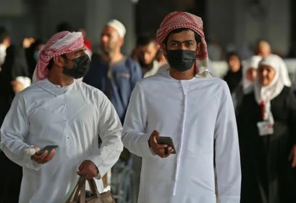 دولت‌های عرب خلیج فارس چگونه با کرونا برخورد کردند؟ / از معافیت گمرگی ۶ ماهه در قطر برای مواد غذایی و تجهیزات پزشکی تا پرداخت ۶۰ درصد حقوق کارمندان در شرکت‌های آسیب دیده از کرونا در عربستان سعودی