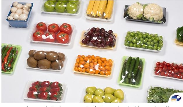 بسته بندی بهداشتی و زیبای میوه ها و نان های فروشگاهی در سوپرمارکت های بزرگ