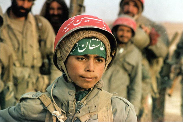 برای مقابله با تحریم کت و شلوار را دربیارید و لباس خاکی به تن کنید! برای مقابله با تحریم کت و شلوار را دربیارید و لباس خاکی به تن کنید!