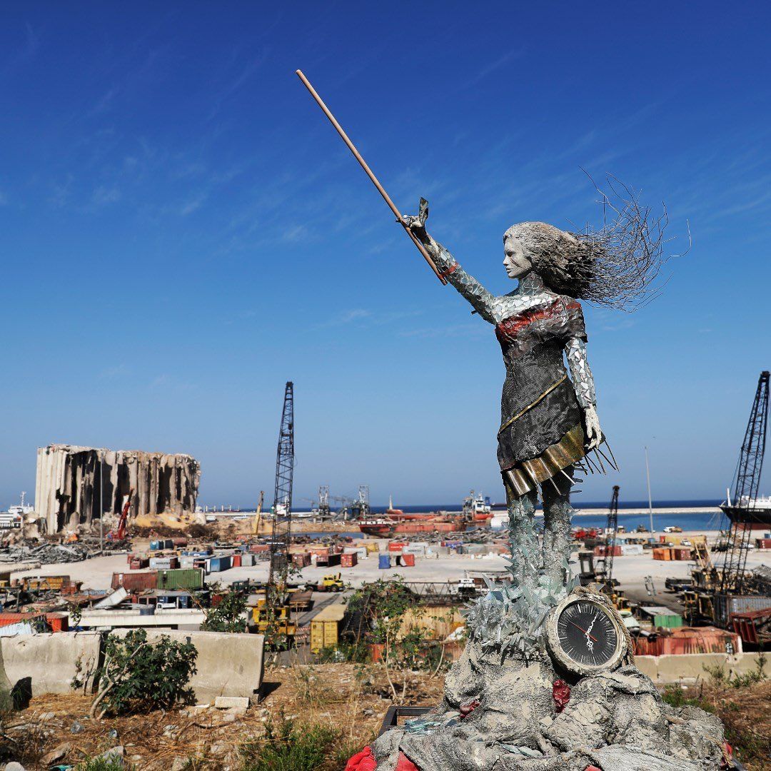 مجسمه دیدنی و جالب تازه ساخته شده از بقایای انفجار بیروت