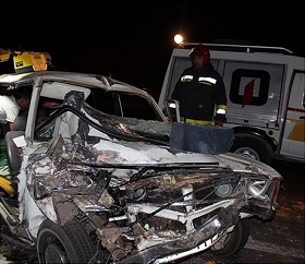 لرستان/ مرگ 5 نفر در تصادف پیکان و کامیون