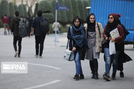 صحبت‌های معاون وزیر علوم درباره «برنامه‌ریزی» برای «حجاب» در دانشگاه‌ها