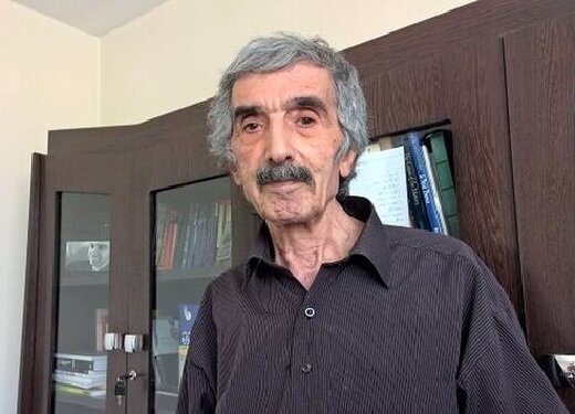 احمد گلشیری بر اثر نارسایی قلبی درگذشت