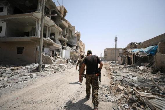 پیشروی به سوی پایتخت داعش (+عکس)
