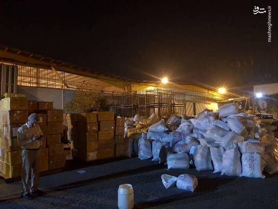ارسال کمک‌های ستاد اجرایی فرمان امام به زلزله‌زدگان (+عکس)