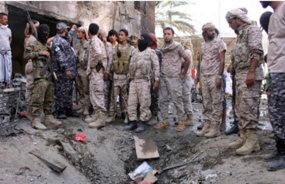 حمله انتحاری داعش به مرکز امنیتی جنوب یمن (عکس)