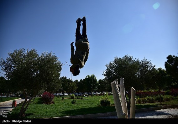 پارکور در اصفهان (+عکس)