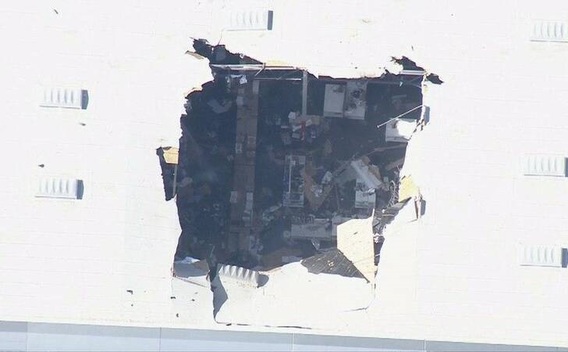 سقوط یک فروند جنگنده اف- ۱۶ در کالیفرنیا (+عکس)