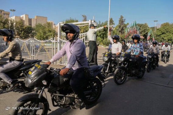 طرح ویژه پلیس تهران برای برخورد با کیف‌قاپان (+عکس)