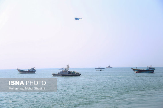 مراسم رژه نیروهای مسلح در خلیج فارس (+عکس)